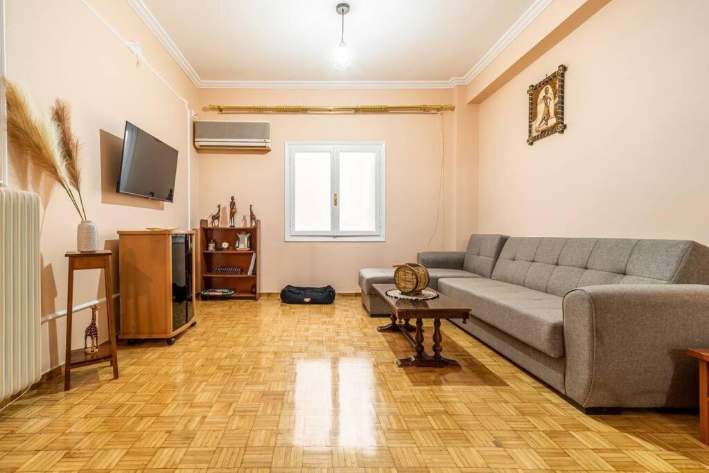 דירות אתונה Modern African-Inspired Flat מראה חיצוני תמונה