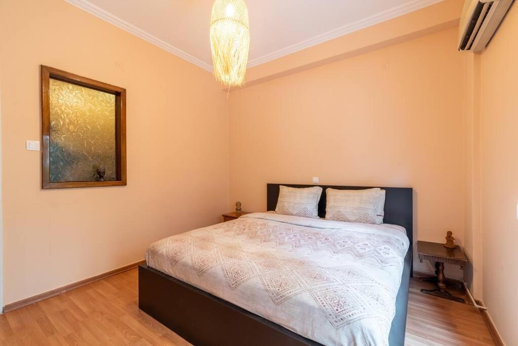 דירות אתונה Modern African-Inspired Flat מראה חיצוני תמונה